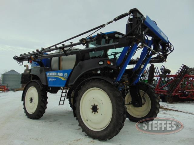 2011 New Holland SP240F
